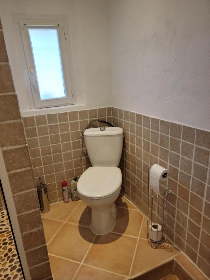 Bastide De L'Oliveraie Avec Jacuzzi Jouques المظهر الخارجي الصورة